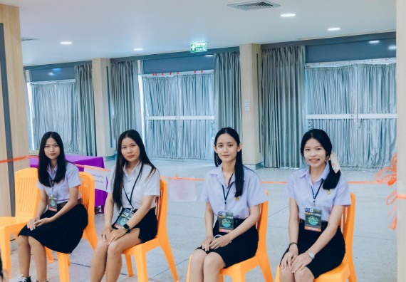 ภาพกิจกรรม  คณะวิทยาศาสตร์และเทคโนโลยี การแข่งขันตอบปัญหาวิทยาศาสตร์และเทคโนโลยี ระดับประถมศึกษา มัธยมศึกษาตอนต้น มัธยมศึกษาตอนปลาย งานสัปดาห์วิทยาศาสตร์แห่งชาติ ส่วนภูมิภาค ประจำปี 2566