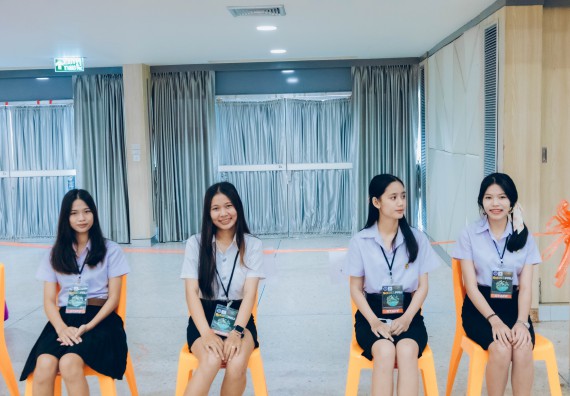 ภาพกิจกรรม  คณะวิทยาศาสตร์และเทคโนโลยี การแข่งขันตอบปัญหาวิทยาศาสตร์และเทคโนโลยี ระดับประถมศึกษา มัธยมศึกษาตอนต้น มัธยมศึกษาตอนปลาย งานสัปดาห์วิทยาศาสตร์แห่งชาติ ส่วนภูมิภาค ประจำปี 2566