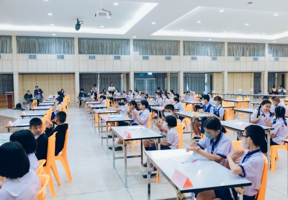 ภาพกิจกรรม  คณะวิทยาศาสตร์และเทคโนโลยี การแข่งขันตอบปัญหาวิทยาศาสตร์และเทคโนโลยี ระดับประถมศึกษา มัธยมศึกษาตอนต้น มัธยมศึกษาตอนปลาย งานสัปดาห์วิทยาศาสตร์แห่งชาติ ส่วนภูมิภาค ประจำปี 2566