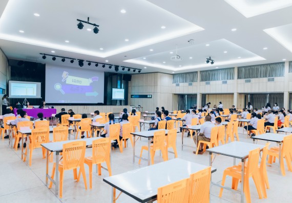 ภาพกิจกรรม  คณะวิทยาศาสตร์และเทคโนโลยี การแข่งขันตอบปัญหาวิทยาศาสตร์และเทคโนโลยี ระดับประถมศึกษา มัธยมศึกษาตอนต้น มัธยมศึกษาตอนปลาย งานสัปดาห์วิทยาศาสตร์แห่งชาติ ส่วนภูมิภาค ประจำปี 2566