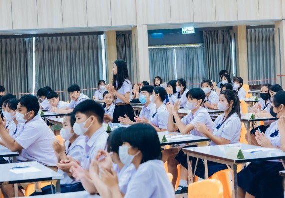 ภาพกิจกรรม  คณะวิทยาศาสตร์และเทคโนโลยี การแข่งขันตอบปัญหาวิทยาศาสตร์และเทคโนโลยี ระดับประถมศึกษา มัธยมศึกษาตอนต้น มัธยมศึกษาตอนปลาย งานสัปดาห์วิทยาศาสตร์แห่งชาติ ส่วนภูมิภาค ประจำปี 2566