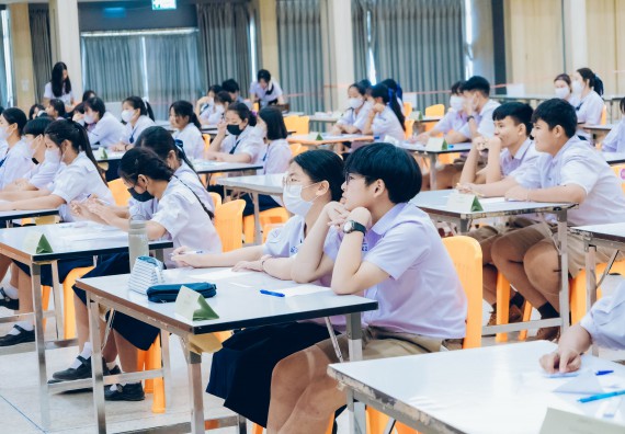 ภาพกิจกรรม  คณะวิทยาศาสตร์และเทคโนโลยี การแข่งขันตอบปัญหาวิทยาศาสตร์และเทคโนโลยี ระดับประถมศึกษา มัธยมศึกษาตอนต้น มัธยมศึกษาตอนปลาย งานสัปดาห์วิทยาศาสตร์แห่งชาติ ส่วนภูมิภาค ประจำปี 2566