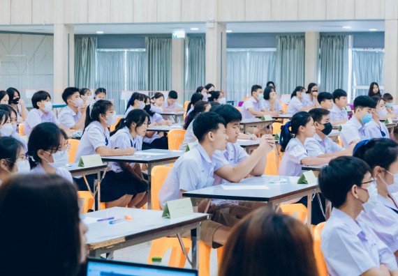 ภาพกิจกรรม  คณะวิทยาศาสตร์และเทคโนโลยี การแข่งขันตอบปัญหาวิทยาศาสตร์และเทคโนโลยี ระดับประถมศึกษา มัธยมศึกษาตอนต้น มัธยมศึกษาตอนปลาย งานสัปดาห์วิทยาศาสตร์แห่งชาติ ส่วนภูมิภาค ประจำปี 2566