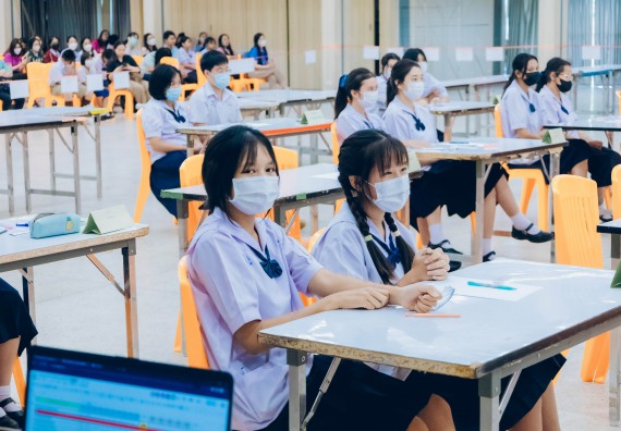 ภาพกิจกรรม  คณะวิทยาศาสตร์และเทคโนโลยี การแข่งขันตอบปัญหาวิทยาศาสตร์และเทคโนโลยี ระดับประถมศึกษา มัธยมศึกษาตอนต้น มัธยมศึกษาตอนปลาย งานสัปดาห์วิทยาศาสตร์แห่งชาติ ส่วนภูมิภาค ประจำปี 2566