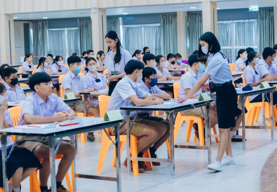 ภาพกิจกรรม  คณะวิทยาศาสตร์และเทคโนโลยี การแข่งขันตอบปัญหาวิทยาศาสตร์และเทคโนโลยี ระดับประถมศึกษา มัธยมศึกษาตอนต้น มัธยมศึกษาตอนปลาย งานสัปดาห์วิทยาศาสตร์แห่งชาติ ส่วนภูมิภาค ประจำปี 2566