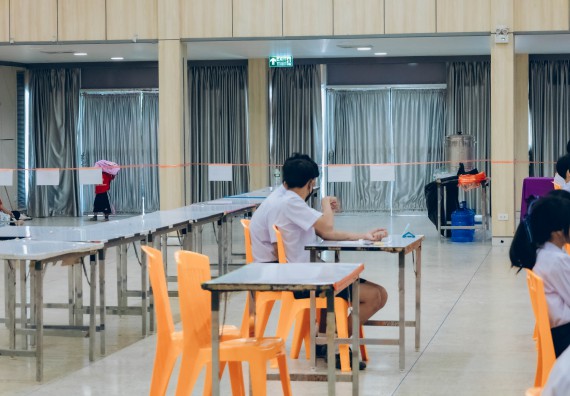 ภาพกิจกรรม  คณะวิทยาศาสตร์และเทคโนโลยี การแข่งขันตอบปัญหาวิทยาศาสตร์และเทคโนโลยี ระดับประถมศึกษา มัธยมศึกษาตอนต้น มัธยมศึกษาตอนปลาย งานสัปดาห์วิทยาศาสตร์แห่งชาติ ส่วนภูมิภาค ประจำปี 2566