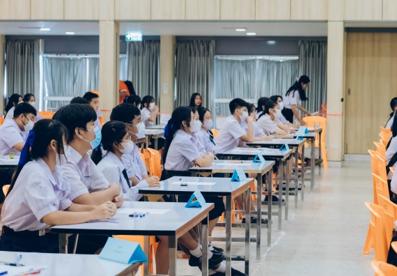 ภาพกิจกรรม  คณะวิทยาศาสตร์และเทคโนโลยี การแข่งขันตอบปัญหาวิทยาศาสตร์และเทคโนโลยี ระดับประถมศึกษา มัธยมศึกษาตอนต้น มัธยมศึกษาตอนปลาย งานสัปดาห์วิทยาศาสตร์แห่งชาติ ส่วนภูมิภาค ประจำปี 2566