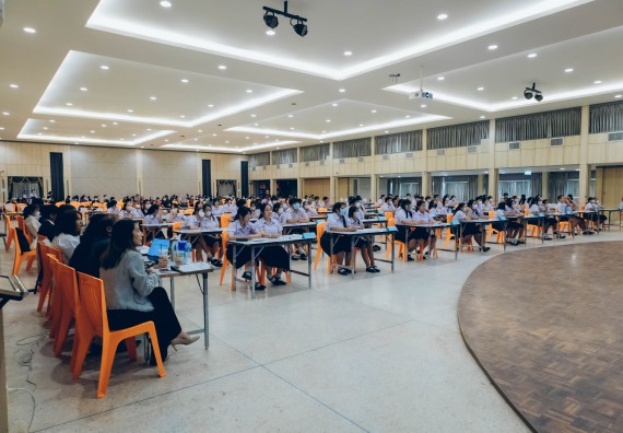 ภาพกิจกรรม  คณะวิทยาศาสตร์และเทคโนโลยี การแข่งขันตอบปัญหาวิทยาศาสตร์และเทคโนโลยี ระดับประถมศึกษา มัธยมศึกษาตอนต้น มัธยมศึกษาตอนปลาย งานสัปดาห์วิทยาศาสตร์แห่งชาติ ส่วนภูมิภาค ประจำปี 2566