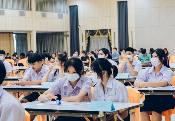 ภาพกิจกรรม  คณะวิทยาศาสตร์และเทคโนโลยี การแข่งขันตอบปัญหาวิทยาศาสตร์และเทคโนโลยี ระดับประถมศึกษา มัธยมศึกษาตอนต้น มัธยมศึกษาตอนปลาย งานสัปดาห์วิทยาศาสตร์แห่งชาติ ส่วนภูมิภาค ประจำปี 2566