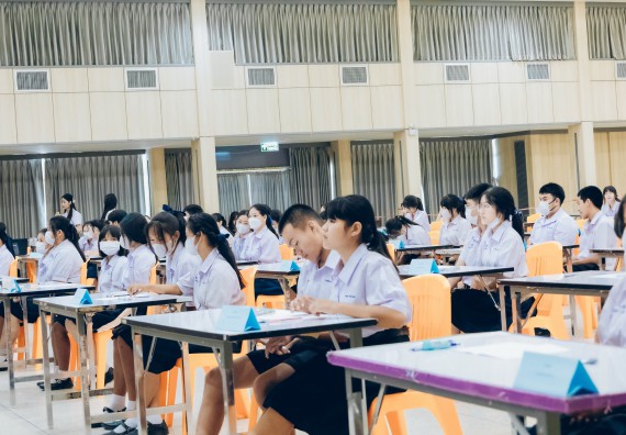 ภาพกิจกรรม  คณะวิทยาศาสตร์และเทคโนโลยี การแข่งขันตอบปัญหาวิทยาศาสตร์และเทคโนโลยี ระดับประถมศึกษา มัธยมศึกษาตอนต้น มัธยมศึกษาตอนปลาย งานสัปดาห์วิทยาศาสตร์แห่งชาติ ส่วนภูมิภาค ประจำปี 2566