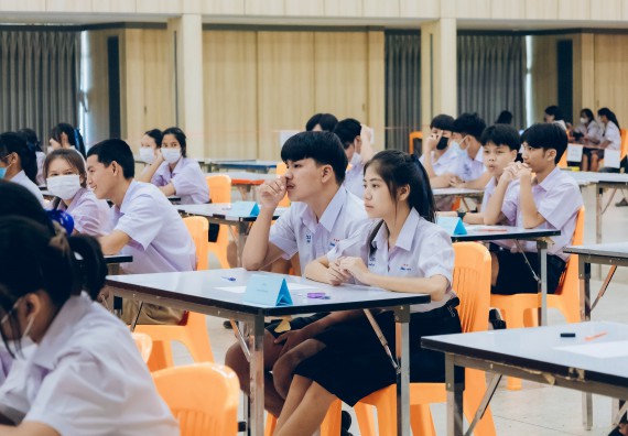 ภาพกิจกรรม  คณะวิทยาศาสตร์และเทคโนโลยี การแข่งขันตอบปัญหาวิทยาศาสตร์และเทคโนโลยี ระดับประถมศึกษา มัธยมศึกษาตอนต้น มัธยมศึกษาตอนปลาย งานสัปดาห์วิทยาศาสตร์แห่งชาติ ส่วนภูมิภาค ประจำปี 2566