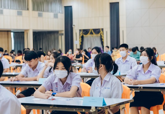 ภาพกิจกรรม  คณะวิทยาศาสตร์และเทคโนโลยี การแข่งขันตอบปัญหาวิทยาศาสตร์และเทคโนโลยี ระดับประถมศึกษา มัธยมศึกษาตอนต้น มัธยมศึกษาตอนปลาย งานสัปดาห์วิทยาศาสตร์แห่งชาติ ส่วนภูมิภาค ประจำปี 2566