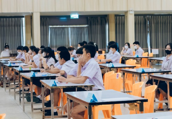 ภาพกิจกรรม  คณะวิทยาศาสตร์และเทคโนโลยี การแข่งขันตอบปัญหาวิทยาศาสตร์และเทคโนโลยี ระดับประถมศึกษา มัธยมศึกษาตอนต้น มัธยมศึกษาตอนปลาย งานสัปดาห์วิทยาศาสตร์แห่งชาติ ส่วนภูมิภาค ประจำปี 2566