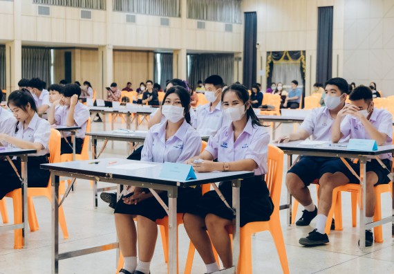 ภาพกิจกรรม  คณะวิทยาศาสตร์และเทคโนโลยี การแข่งขันตอบปัญหาวิทยาศาสตร์และเทคโนโลยี ระดับประถมศึกษา มัธยมศึกษาตอนต้น มัธยมศึกษาตอนปลาย งานสัปดาห์วิทยาศาสตร์แห่งชาติ ส่วนภูมิภาค ประจำปี 2566