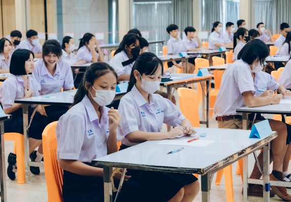 ภาพกิจกรรม  คณะวิทยาศาสตร์และเทคโนโลยี การแข่งขันตอบปัญหาวิทยาศาสตร์และเทคโนโลยี ระดับประถมศึกษา มัธยมศึกษาตอนต้น มัธยมศึกษาตอนปลาย งานสัปดาห์วิทยาศาสตร์แห่งชาติ ส่วนภูมิภาค ประจำปี 2566