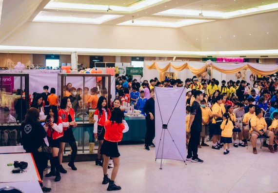 ภาพกิจกรรม  คณะวิทยาศาสตร์และเทคโนโลยี การแข่งขัน E-sport ROV Championship ระดับมัธยมศึกษาตอนต้น มัธยมศึกษาตอนปลาย งานสัปดาห์วิทยาศาสตร์แห่งชาติ ส่วนภูมิภาค ประจำปี 2566