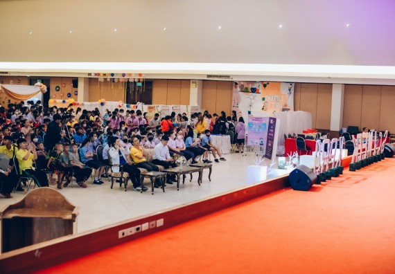 ภาพกิจกรรม  คณะวิทยาศาสตร์และเทคโนโลยี การแข่งขัน E-sport ROV Championship ระดับมัธยมศึกษาตอนต้น มัธยมศึกษาตอนปลาย งานสัปดาห์วิทยาศาสตร์แห่งชาติ ส่วนภูมิภาค ประจำปี 2566