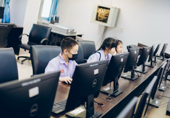 ภาพกิจกรรม   คณะวิทยาศาสตร์และเทคโนโลยี จัดการแข่งขันวาดภาพด้วยโปรแกรม Paint ระดับประถมศึกษาตอนต้น ประถมศึกษาตอนปลาย งานสัปดาห์วิทยาศาสตร์แห่งชาติ ส่วนภูมิภาค ประจำปี 2566