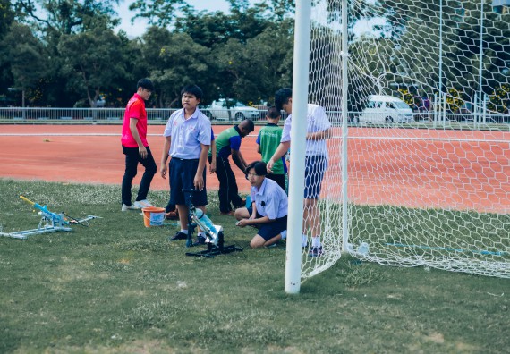 ภาพกิจกรรม  คณะวิทยาศาสตร์และเทคโนโลยี จัดการแข่งขันจรวดขวดน้ำ ระดับประถมศึกษา มัธยมศึกษาตอนต้น มัธยมศึกษาตอนปลาย งานสัปดาห์วิทยาศาสตร์แห่งชาติ ส่วนภูมิภาค ประจำปี 2566