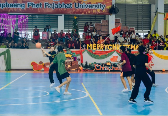 ภาพกิจกรรม  คณะวิทยาศาสตร์และเทคโนโลยี มหาวิทยาลัยราชภัฏกำแพงเพชร  จัดโครงการกีฬาสานสัมพันธ์คณะวิทยาศาสตร์และเทคโนโลยี