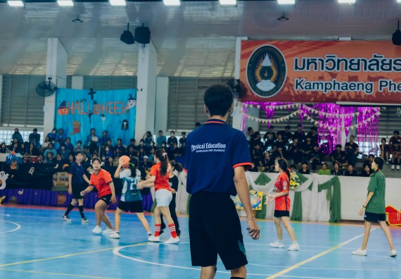 ภาพกิจกรรม  คณะวิทยาศาสตร์และเทคโนโลยี มหาวิทยาลัยราชภัฏกำแพงเพชร  จัดโครงการกีฬาสานสัมพันธ์คณะวิทยาศาสตร์และเทคโนโลยี