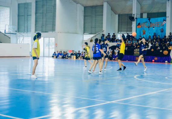 ภาพกิจกรรม  คณะวิทยาศาสตร์และเทคโนโลยี มหาวิทยาลัยราชภัฏกำแพงเพชร  จัดโครงการกีฬาสานสัมพันธ์คณะวิทยาศาสตร์และเทคโนโลยี