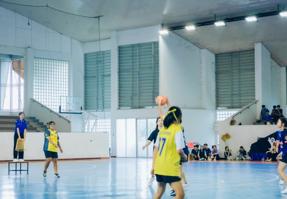 ภาพกิจกรรม  คณะวิทยาศาสตร์และเทคโนโลยี มหาวิทยาลัยราชภัฏกำแพงเพชร  จัดโครงการกีฬาสานสัมพันธ์คณะวิทยาศาสตร์และเทคโนโลยี