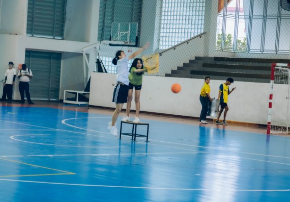 ภาพกิจกรรม  คณะวิทยาศาสตร์และเทคโนโลยี มหาวิทยาลัยราชภัฏกำแพงเพชร  จัดโครงการกีฬาสานสัมพันธ์คณะวิทยาศาสตร์และเทคโนโลยี