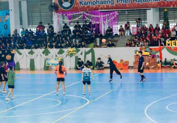 ภาพกิจกรรม  คณะวิทยาศาสตร์และเทคโนโลยี มหาวิทยาลัยราชภัฏกำแพงเพชร  จัดโครงการกีฬาสานสัมพันธ์คณะวิทยาศาสตร์และเทคโนโลยี