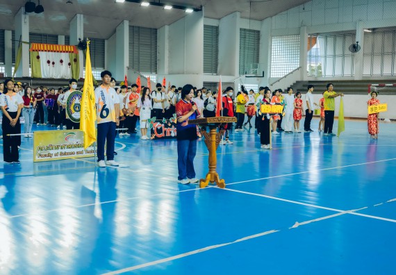 ภาพกิจกรรม  คณะวิทยาศาสตร์และเทคโนโลยี มหาวิทยาลัยราชภัฏกำแพงเพชร  จัดโครงการกีฬาสานสัมพันธ์คณะวิทยาศาสตร์และเทคโนโลยี