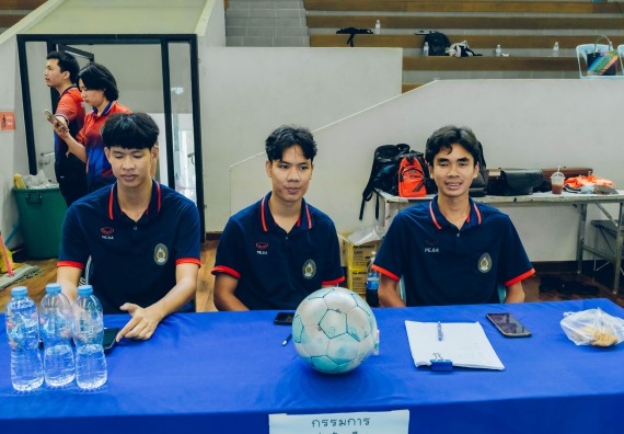 ภาพกิจกรรม  คณะวิทยาศาสตร์และเทคโนโลยี มหาวิทยาลัยราชภัฏกำแพงเพชร  จัดโครงการกีฬาสานสัมพันธ์คณะวิทยาศาสตร์และเทคโนโลยี