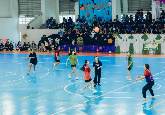 ภาพกิจกรรม  คณะวิทยาศาสตร์และเทคโนโลยี มหาวิทยาลัยราชภัฏกำแพงเพชร  จัดโครงการกีฬาสานสัมพันธ์คณะวิทยาศาสตร์และเทคโนโลยี