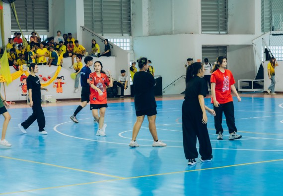 ภาพกิจกรรม  คณะวิทยาศาสตร์และเทคโนโลยี มหาวิทยาลัยราชภัฏกำแพงเพชร  จัดโครงการกีฬาสานสัมพันธ์คณะวิทยาศาสตร์และเทคโนโลยี