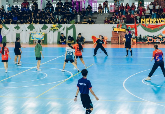 ภาพกิจกรรม  คณะวิทยาศาสตร์และเทคโนโลยี มหาวิทยาลัยราชภัฏกำแพงเพชร  จัดโครงการกีฬาสานสัมพันธ์คณะวิทยาศาสตร์และเทคโนโลยี