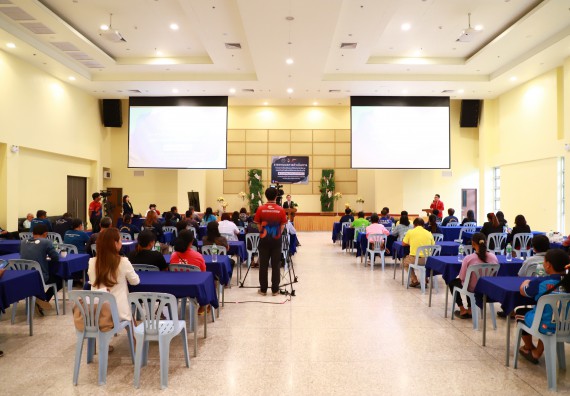 ภาพกิจกรรม  คณะวิทยาศาสตร์และเทคโนโลยี จัดการรายงานผลการดำเนินการโครงการส่งเสริมและวิจัยประสิทธิภาพของน้ำหมักจุลินทรีย์จากหน่อกล้วยไข่