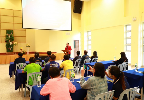 ภาพกิจกรรม  คณะวิทยาศาสตร์และเทคโนโลยี จัดการรายงานผลการดำเนินการโครงการส่งเสริมและวิจัยประสิทธิภาพของน้ำหมักจุลินทรีย์จากหน่อกล้วยไข่