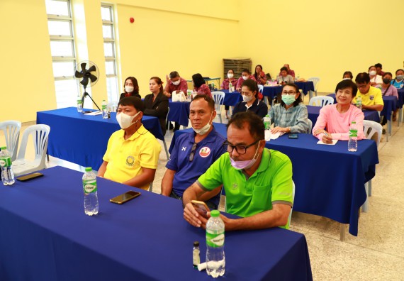 ภาพกิจกรรม  คณะวิทยาศาสตร์และเทคโนโลยี จัดการรายงานผลการดำเนินการโครงการส่งเสริมและวิจัยประสิทธิภาพของน้ำหมักจุลินทรีย์จากหน่อกล้วยไข่