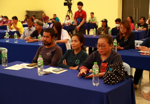 ภาพกิจกรรม  คณะวิทยาศาสตร์และเทคโนโลยี จัดการรายงานผลการดำเนินการโครงการส่งเสริมและวิจัยประสิทธิภาพของน้ำหมักจุลินทรีย์จากหน่อกล้วยไข่