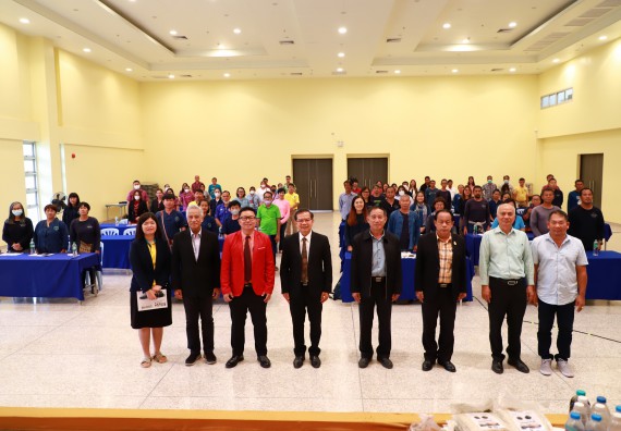 ภาพกิจกรรม  คณะวิทยาศาสตร์และเทคโนโลยี จัดการรายงานผลการดำเนินการโครงการส่งเสริมและวิจัยประสิทธิภาพของน้ำหมักจุลินทรีย์จากหน่อกล้วยไข่