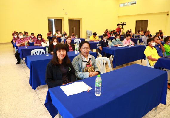 ภาพกิจกรรม  คณะวิทยาศาสตร์และเทคโนโลยี จัดการรายงานผลการดำเนินการโครงการส่งเสริมและวิจัยประสิทธิภาพของน้ำหมักจุลินทรีย์จากหน่อกล้วยไข่