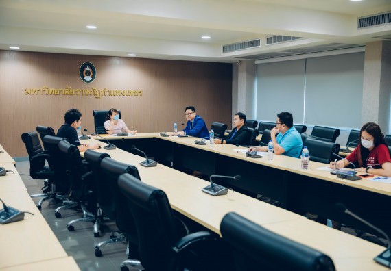 ภาพกิจกรรม  คณะวิทยาศาสตร์และเทคโนโลยี  เข้าร่วมหารือ กรอบการทำงานร่วมกันระหว่างมหาวิทยาลัยฯ กับภาคเอกชน