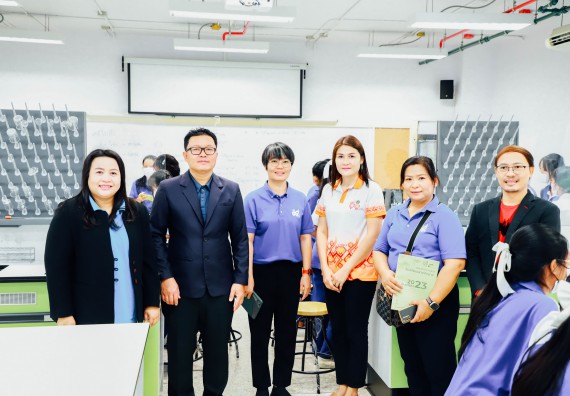 ภาพกิจกรรม    คณะวิทยาศาสตร์และเทคโนโลยี มหาวิทยาลัยราชภัฏกำแพงเพชร ร่วมกับโรงเรียนผดุงปัญญา จัดค่ายวิทยาศาสตร์  และค่ายเทคนิคปลอดเชื้อ