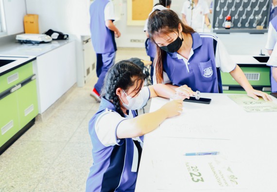 ภาพกิจกรรม    คณะวิทยาศาสตร์และเทคโนโลยี มหาวิทยาลัยราชภัฏกำแพงเพชร ร่วมกับโรงเรียนผดุงปัญญา จัดค่ายวิทยาศาสตร์  และค่ายเทคนิคปลอดเชื้อ