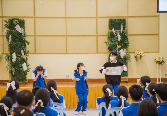 ภาพกิจกรรม    คณะวิทยาศาสตร์และเทคโนโลยี มหาวิทยาลัยราชภัฏกำแพงเพชร ร่วมกับโรงเรียนผดุงปัญญา จัดค่ายวิทยาศาสตร์  และค่ายเทคนิคปลอดเชื้อ