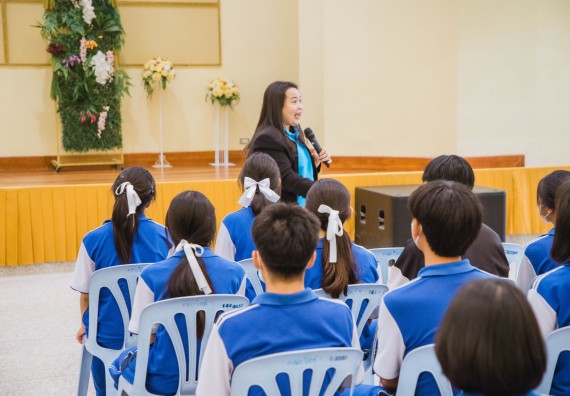 ภาพกิจกรรม    คณะวิทยาศาสตร์และเทคโนโลยี มหาวิทยาลัยราชภัฏกำแพงเพชร ร่วมกับโรงเรียนผดุงปัญญา จัดค่ายวิทยาศาสตร์  และค่ายเทคนิคปลอดเชื้อ