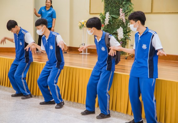 ภาพกิจกรรม    คณะวิทยาศาสตร์และเทคโนโลยี มหาวิทยาลัยราชภัฏกำแพงเพชร ร่วมกับโรงเรียนผดุงปัญญา จัดค่ายวิทยาศาสตร์  และค่ายเทคนิคปลอดเชื้อ