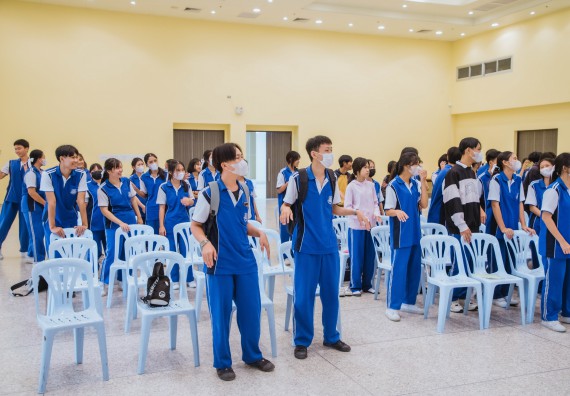 ภาพกิจกรรม    คณะวิทยาศาสตร์และเทคโนโลยี มหาวิทยาลัยราชภัฏกำแพงเพชร ร่วมกับโรงเรียนผดุงปัญญา จัดค่ายวิทยาศาสตร์  และค่ายเทคนิคปลอดเชื้อ