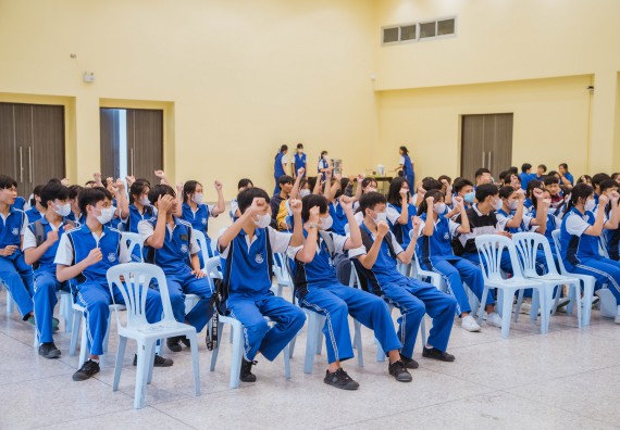 ภาพกิจกรรม    คณะวิทยาศาสตร์และเทคโนโลยี มหาวิทยาลัยราชภัฏกำแพงเพชร ร่วมกับโรงเรียนผดุงปัญญา จัดค่ายวิทยาศาสตร์  และค่ายเทคนิคปลอดเชื้อ