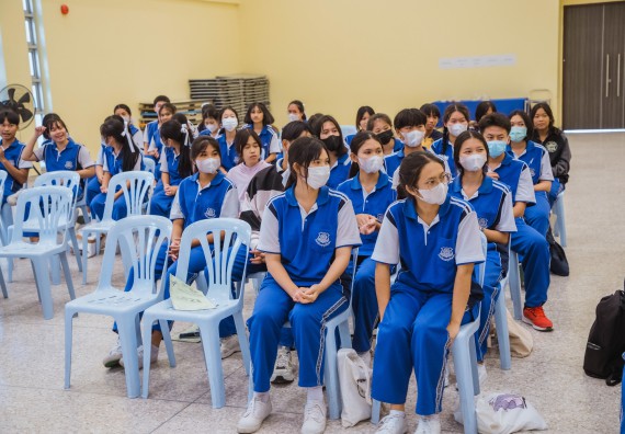 ภาพกิจกรรม    คณะวิทยาศาสตร์และเทคโนโลยี มหาวิทยาลัยราชภัฏกำแพงเพชร ร่วมกับโรงเรียนผดุงปัญญา จัดค่ายวิทยาศาสตร์  และค่ายเทคนิคปลอดเชื้อ