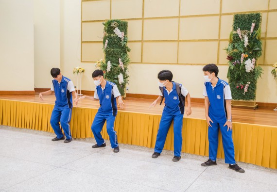 ภาพกิจกรรม    คณะวิทยาศาสตร์และเทคโนโลยี มหาวิทยาลัยราชภัฏกำแพงเพชร ร่วมกับโรงเรียนผดุงปัญญา จัดค่ายวิทยาศาสตร์  และค่ายเทคนิคปลอดเชื้อ